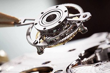 欧米茄镶钻表带维修